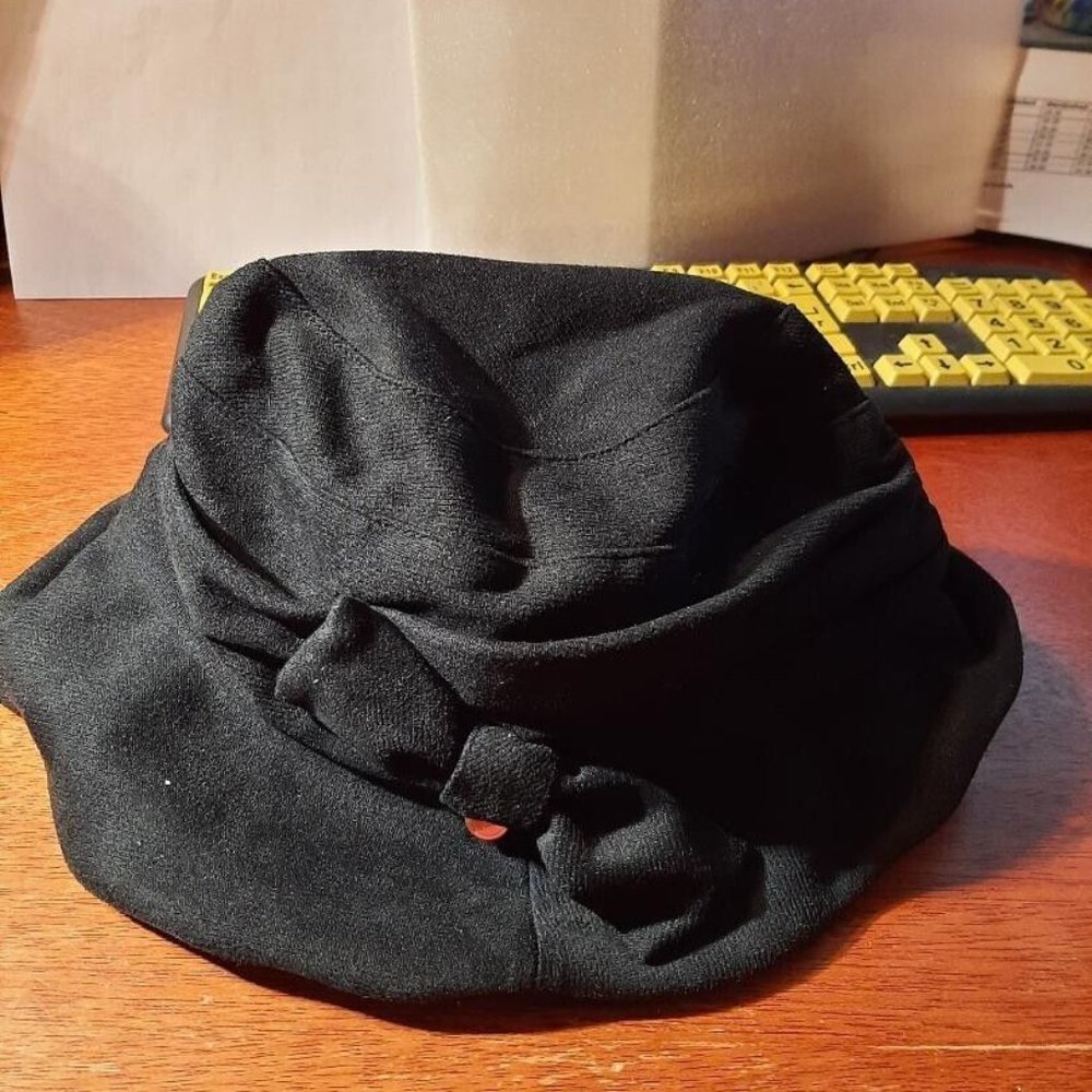 Comhats Hatter's Hub Women Bucket Hat Black Large New with Tag